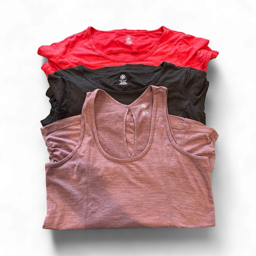 GAIAM Women's Workout Tops (3)